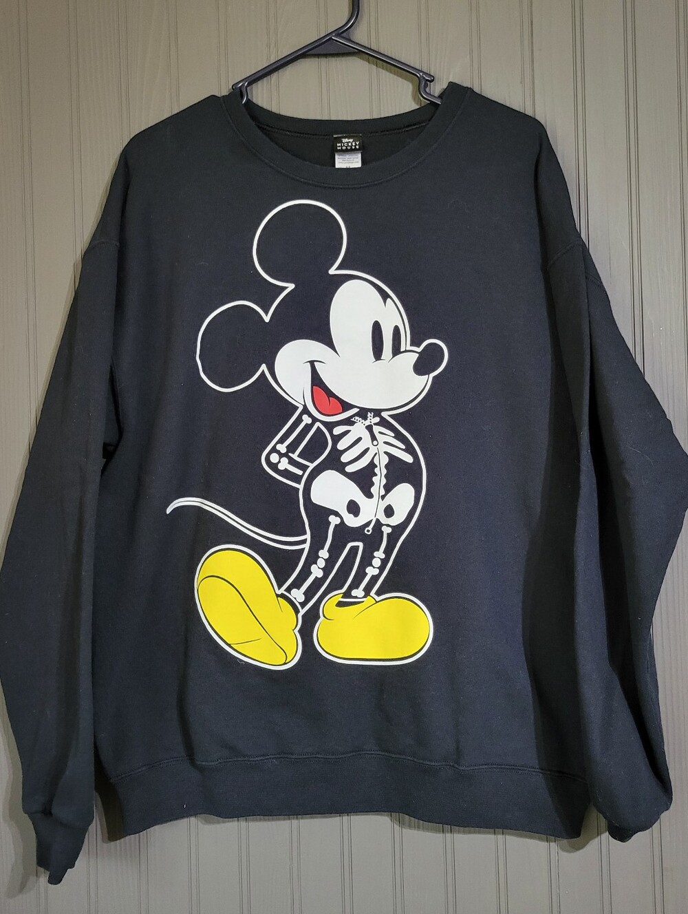 Disney Halloween Mickey Mouse Skeleton Graphic Sweatshirt Black Men's Medium